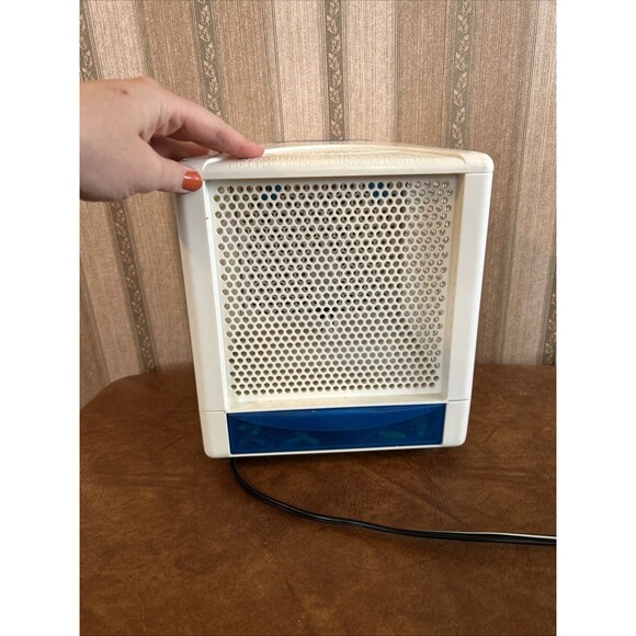 LITE BRITE CUBE 2001 Hasbro w/ 2 drawers of pegs. picture, & extra peg Y2K VNT - Picture 5 of 16